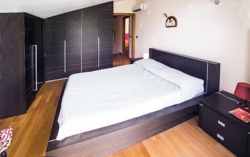 Casa Vacanze Gallodoro เลโตยานนี ภายนอก รูปภาพ