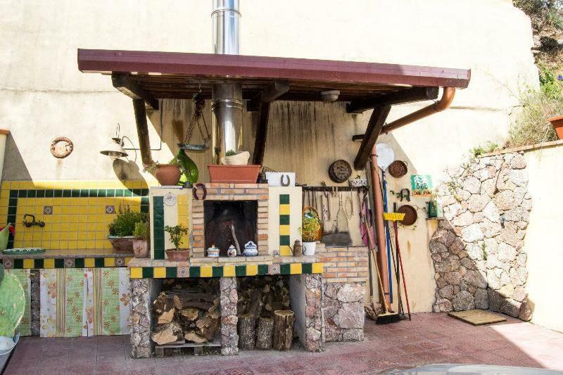 Casa Vacanze Gallodoro เลโตยานนี ภายนอก รูปภาพ